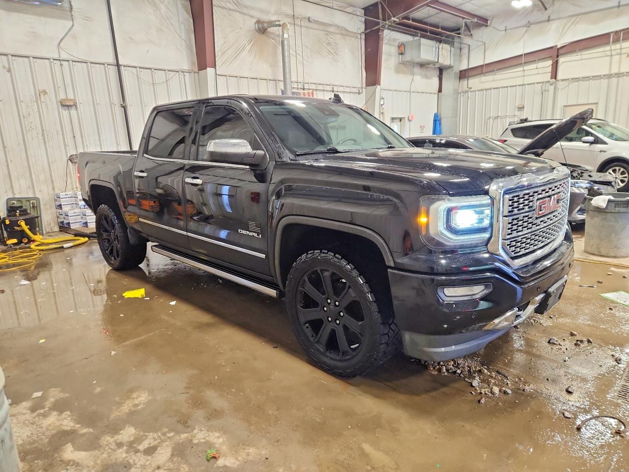 2017 GMC SIERRA K1500 DENALI photo 7