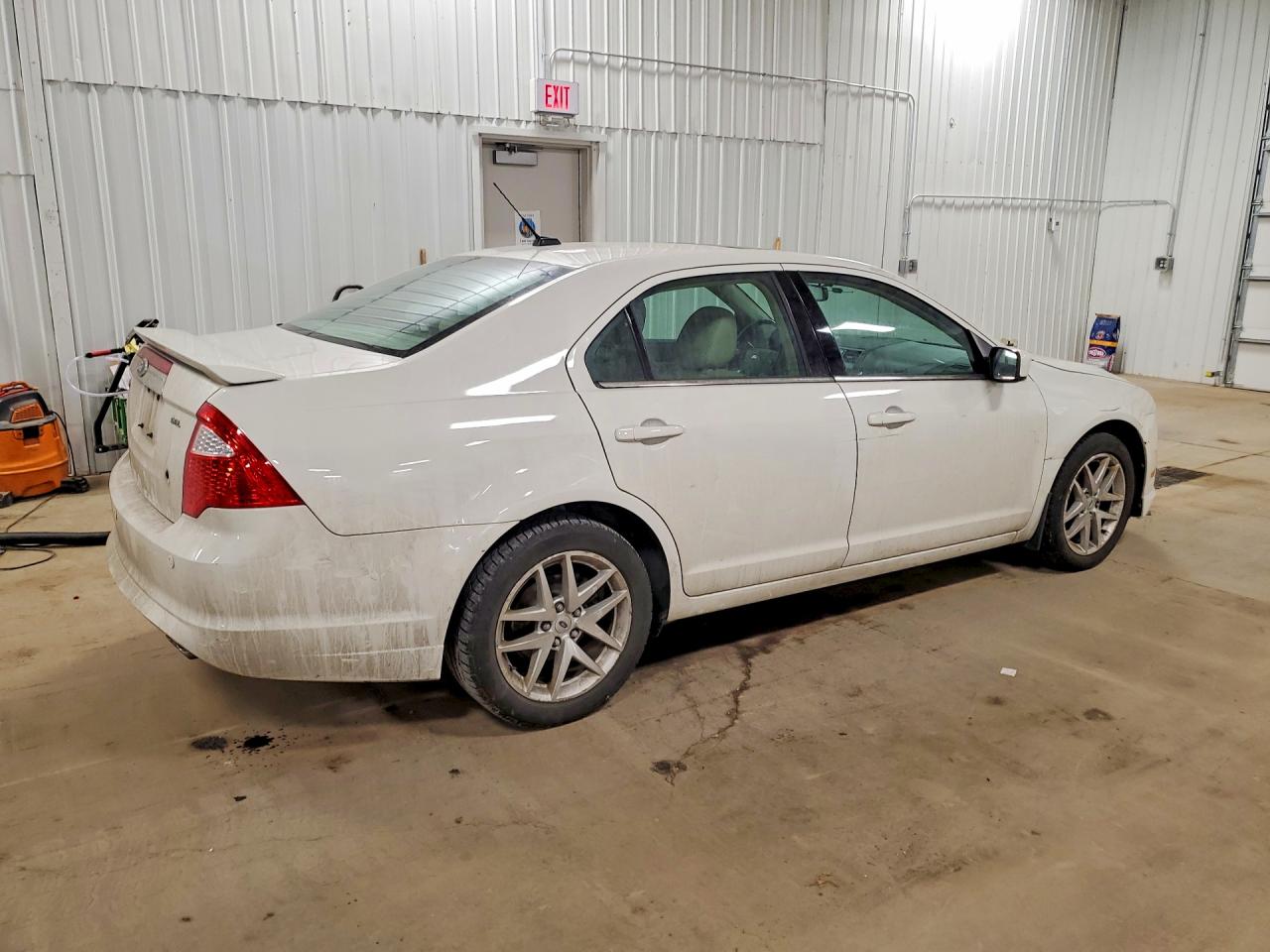 2010 FORD FUSION SEL photo 7