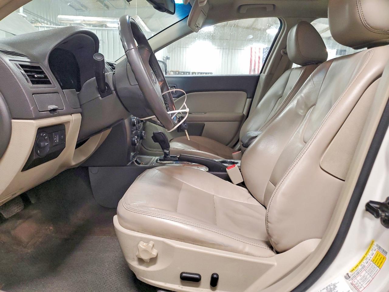 2010 FORD FUSION SEL photo 19
