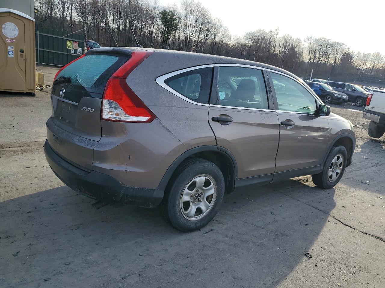 2014 HONDA CR-V LX photo 3