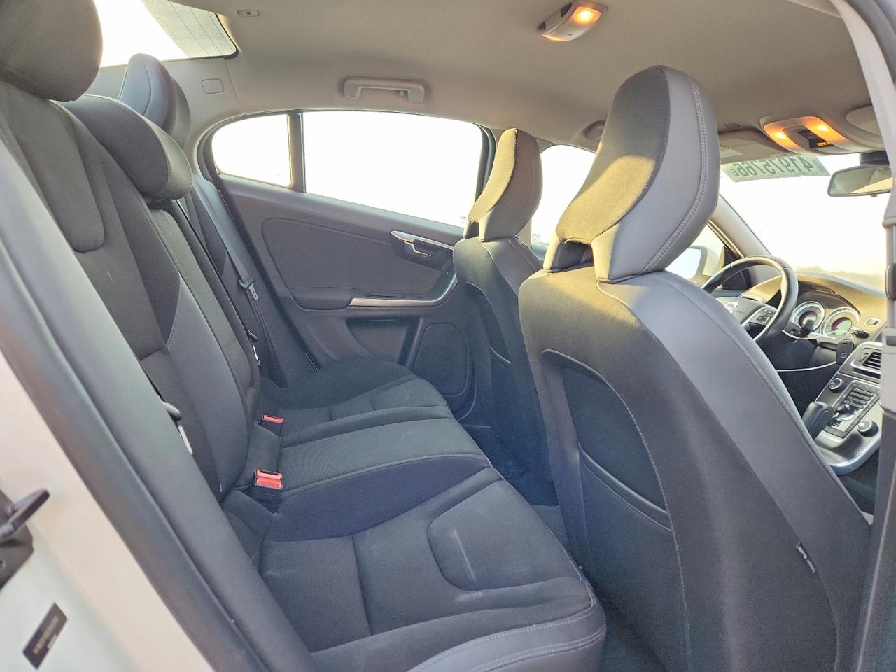 2012 VOLVO S60 T5 photo 19