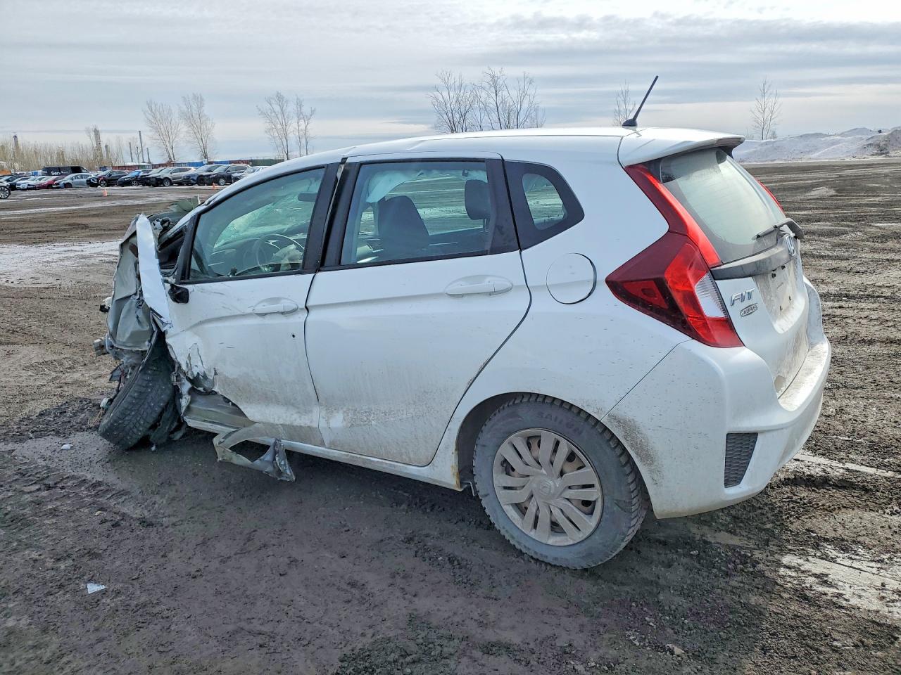 2016 HONDA FIT photo 2