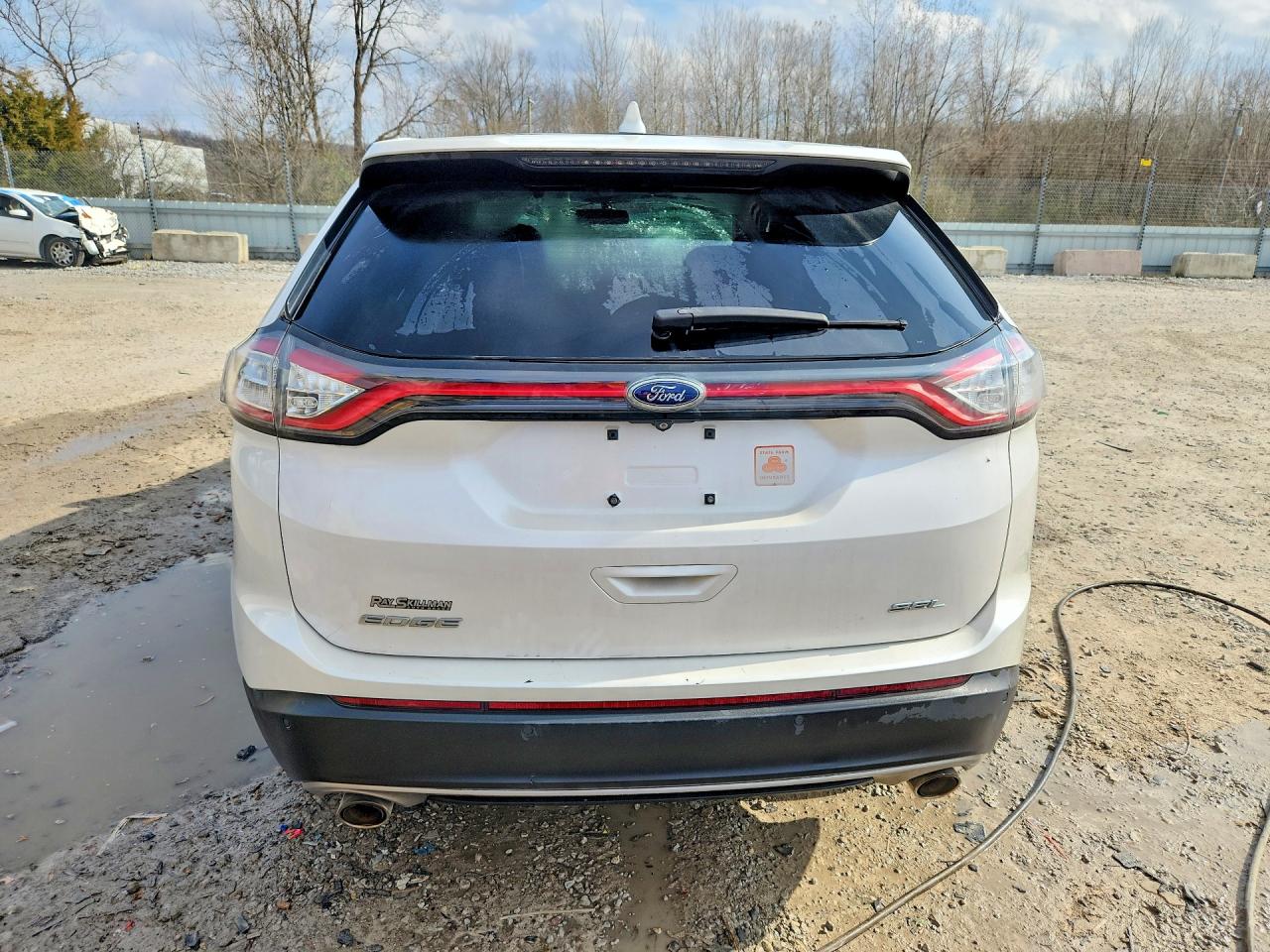 2015 FORD EDGE SEL photo 16