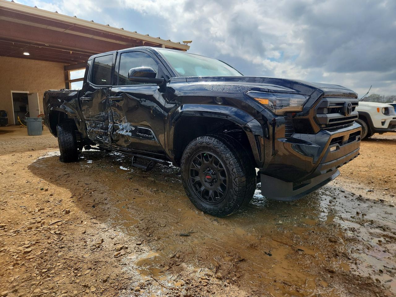 2025 TOYOTA TACOMA SR5 photo 4