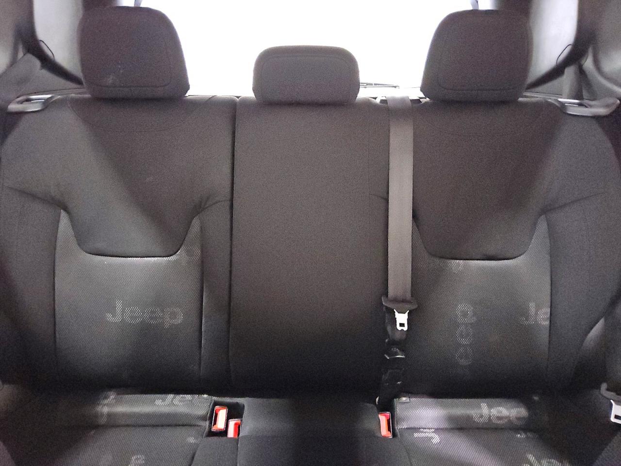 2015 JEEP RENEGADE LATITUDE photo 19