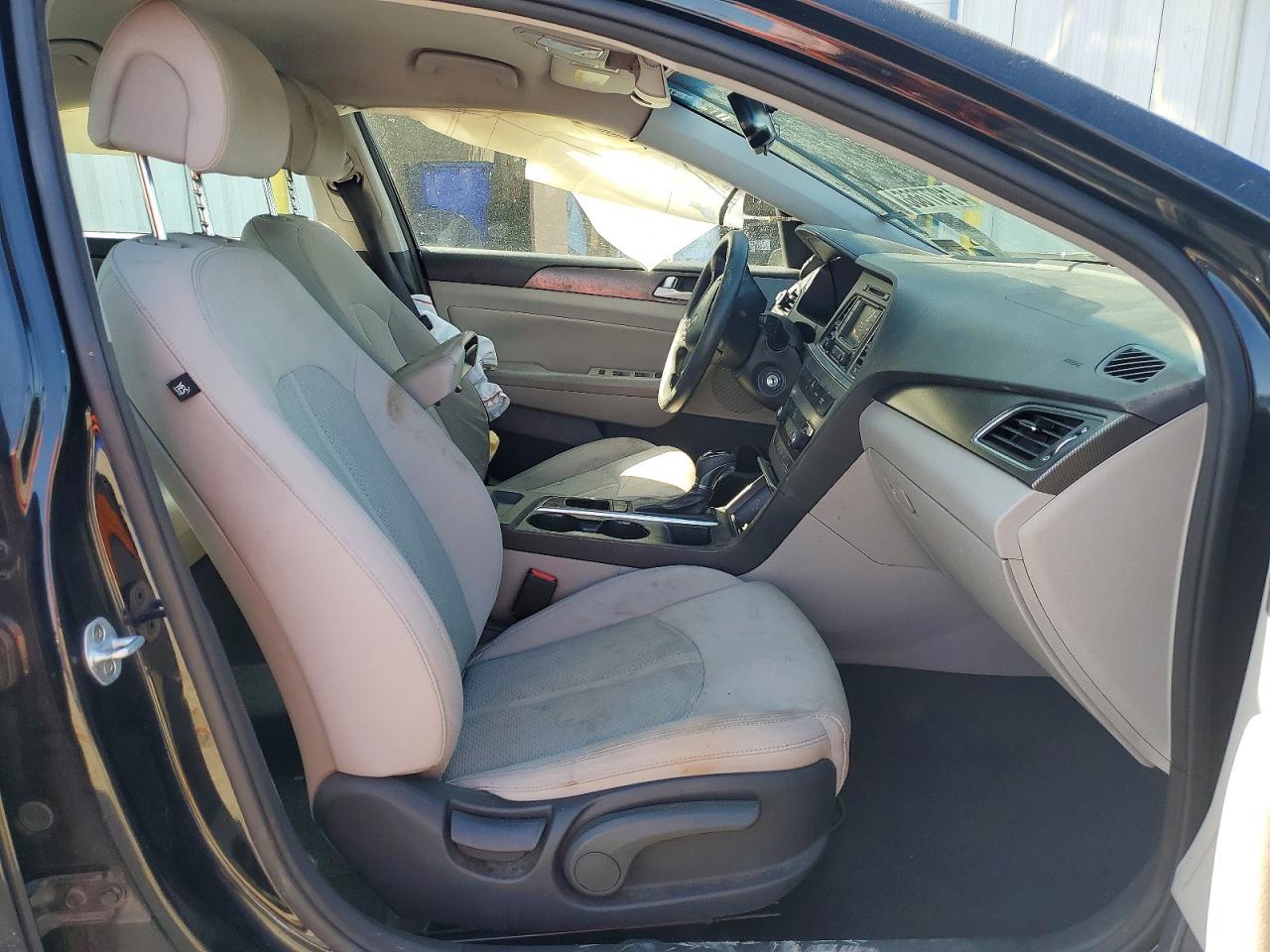 2015 HYUNDAI SONATA SPORT photo 13