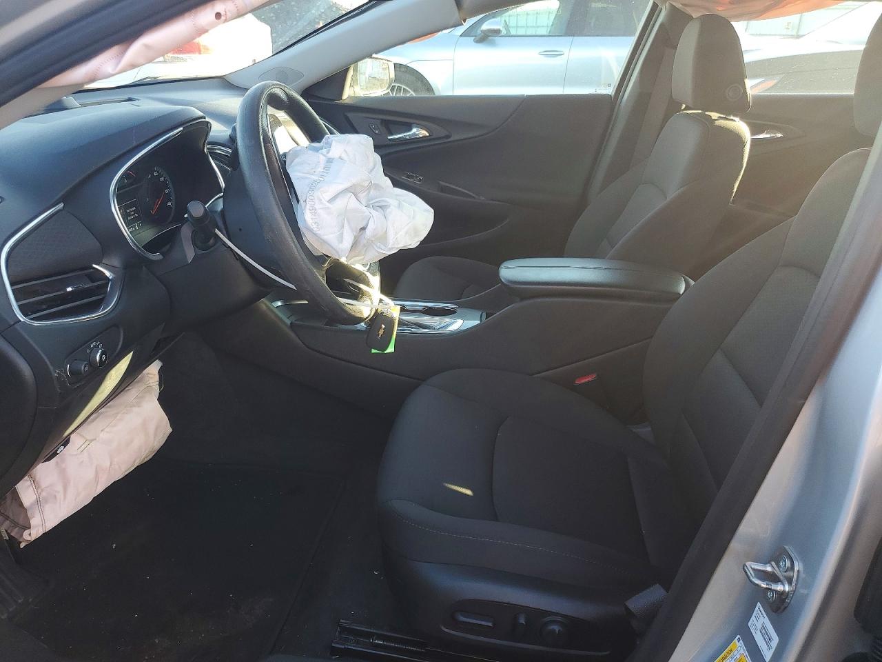 2021 CHEVROLET MALIBU LT photo 7