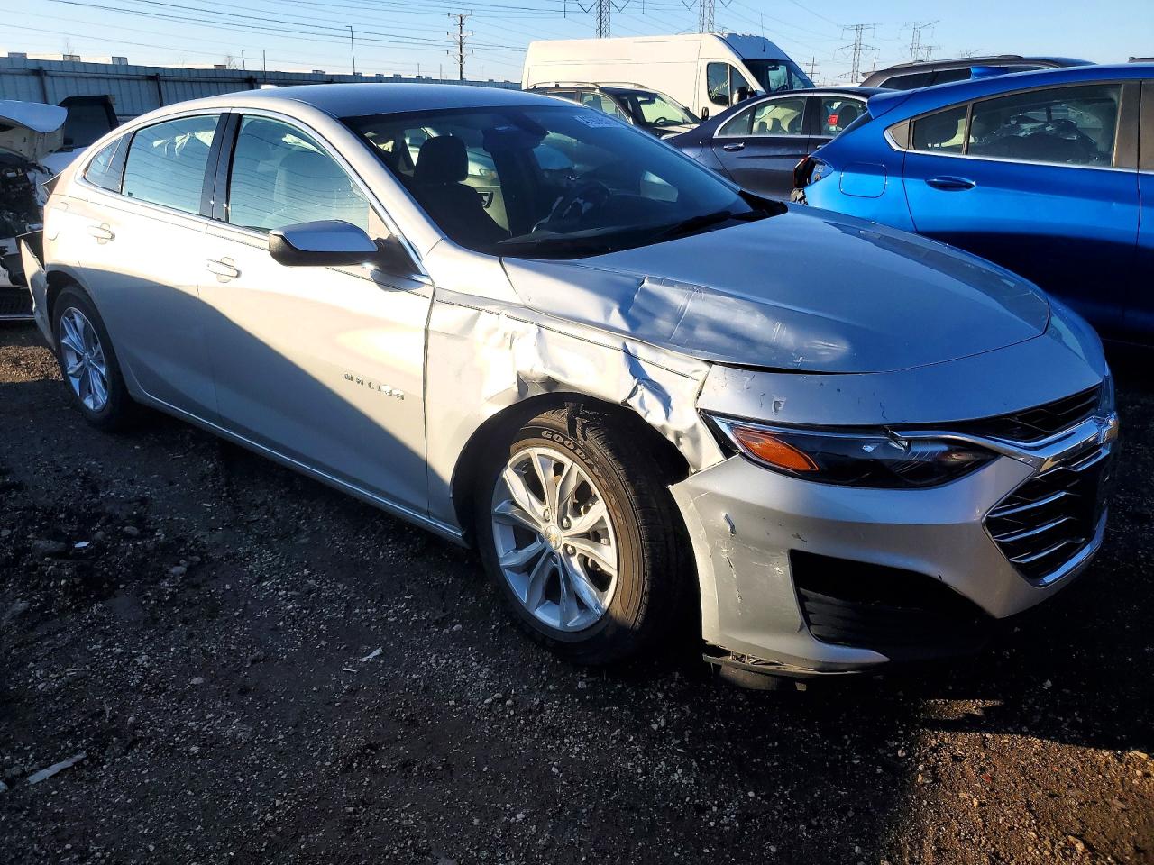 2021 CHEVROLET MALIBU LT photo 4
