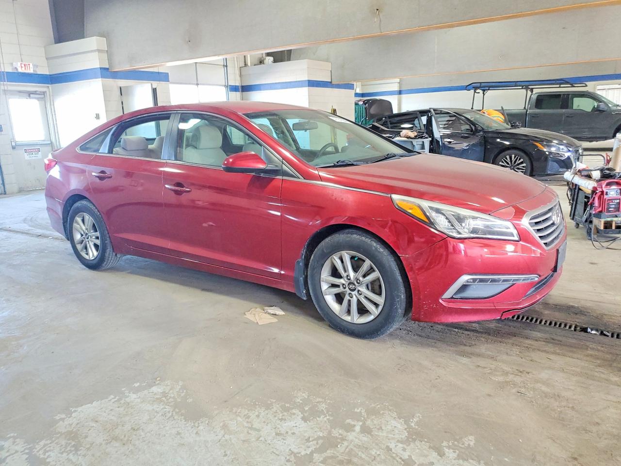 2015 HYUNDAI SONATA SE photo 4