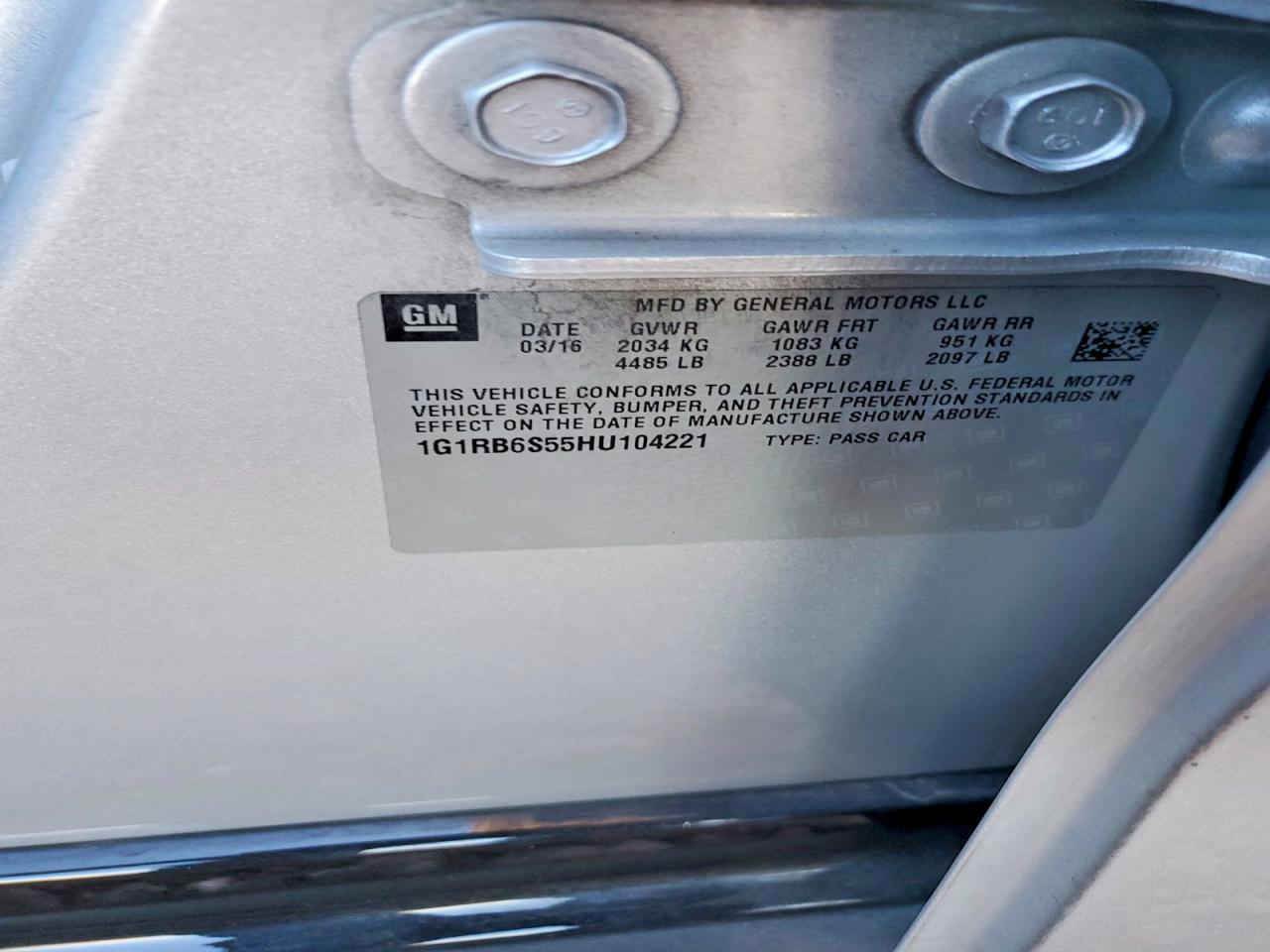 2017 CHEVROLET VOLT PREMIER photo 12