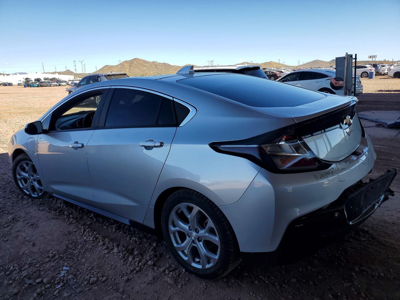 2017 CHEVROLET VOLT PREMIER photo 2