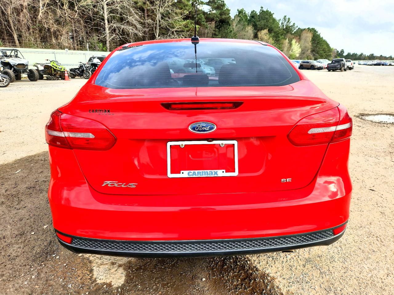2017 FORD FOCUS SE photo 16