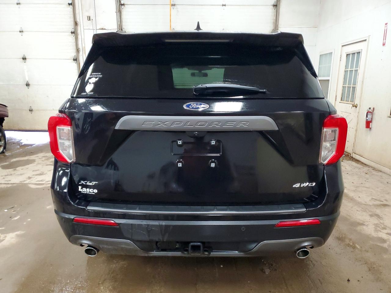 2023 FORD EXPLORER XLT photo 11
