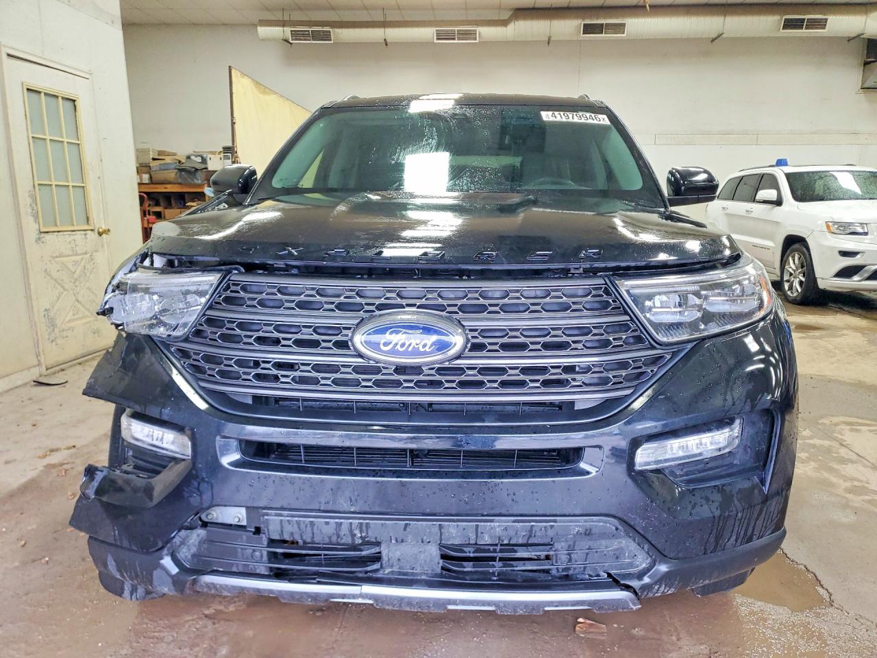 2023 FORD EXPLORER XLT photo 9