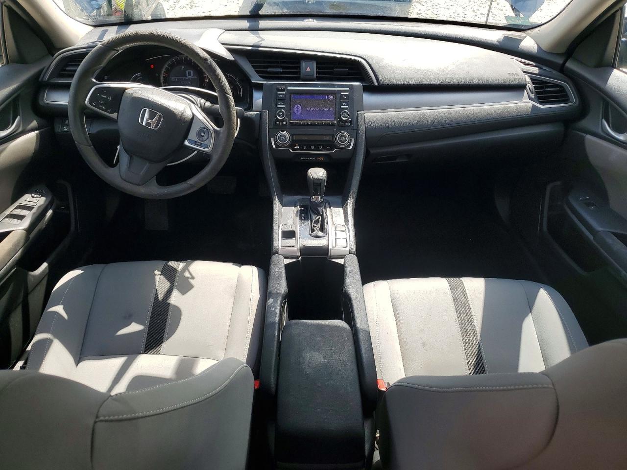 2017 HONDA CIVIC LX photo 22