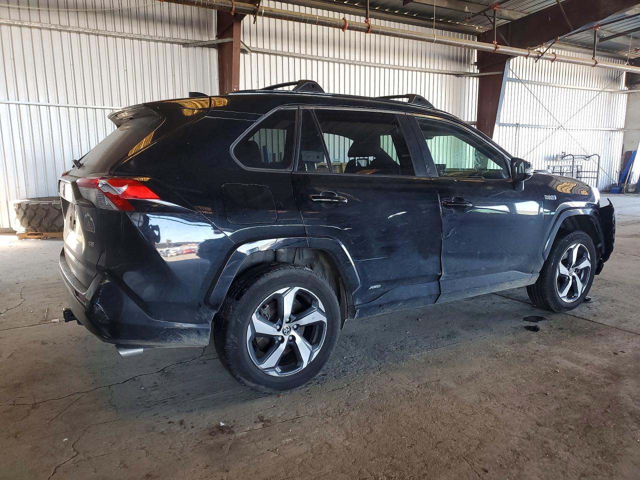 2021 TOYOTA RAV4 PRIME SE photo 3