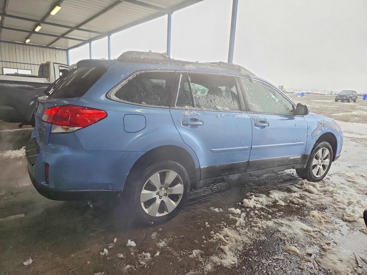 2012 SUBARU OUTBACK 2.5I PREMIUM photo 3