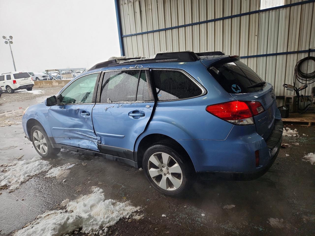 2012 SUBARU OUTBACK 2.5I PREMIUM photo 2