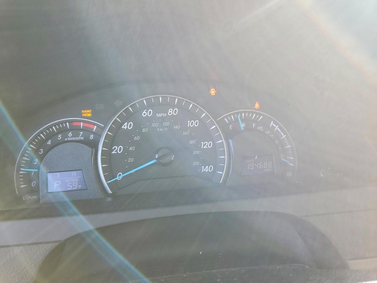 2014 TOYOTA CAMRY LE photo 17
