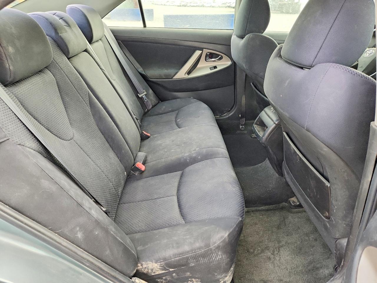 2008 TOYOTA CAMRY SE photo 10