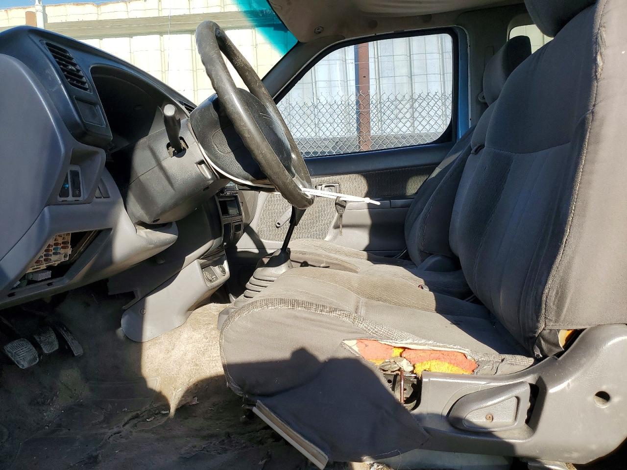 1999 NISSAN FRONTIER photo 13