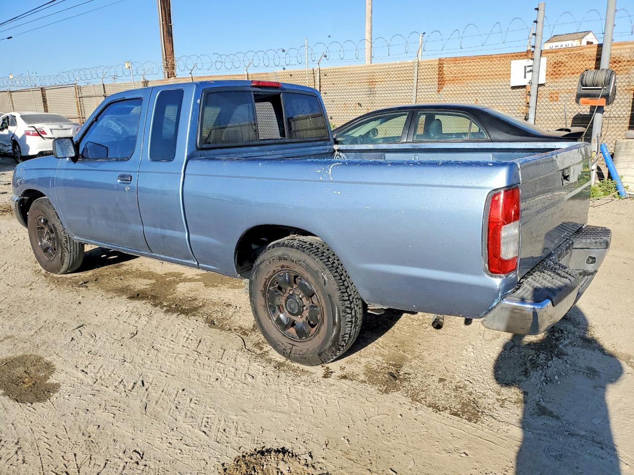 1999 NISSAN FRONTIER photo 3