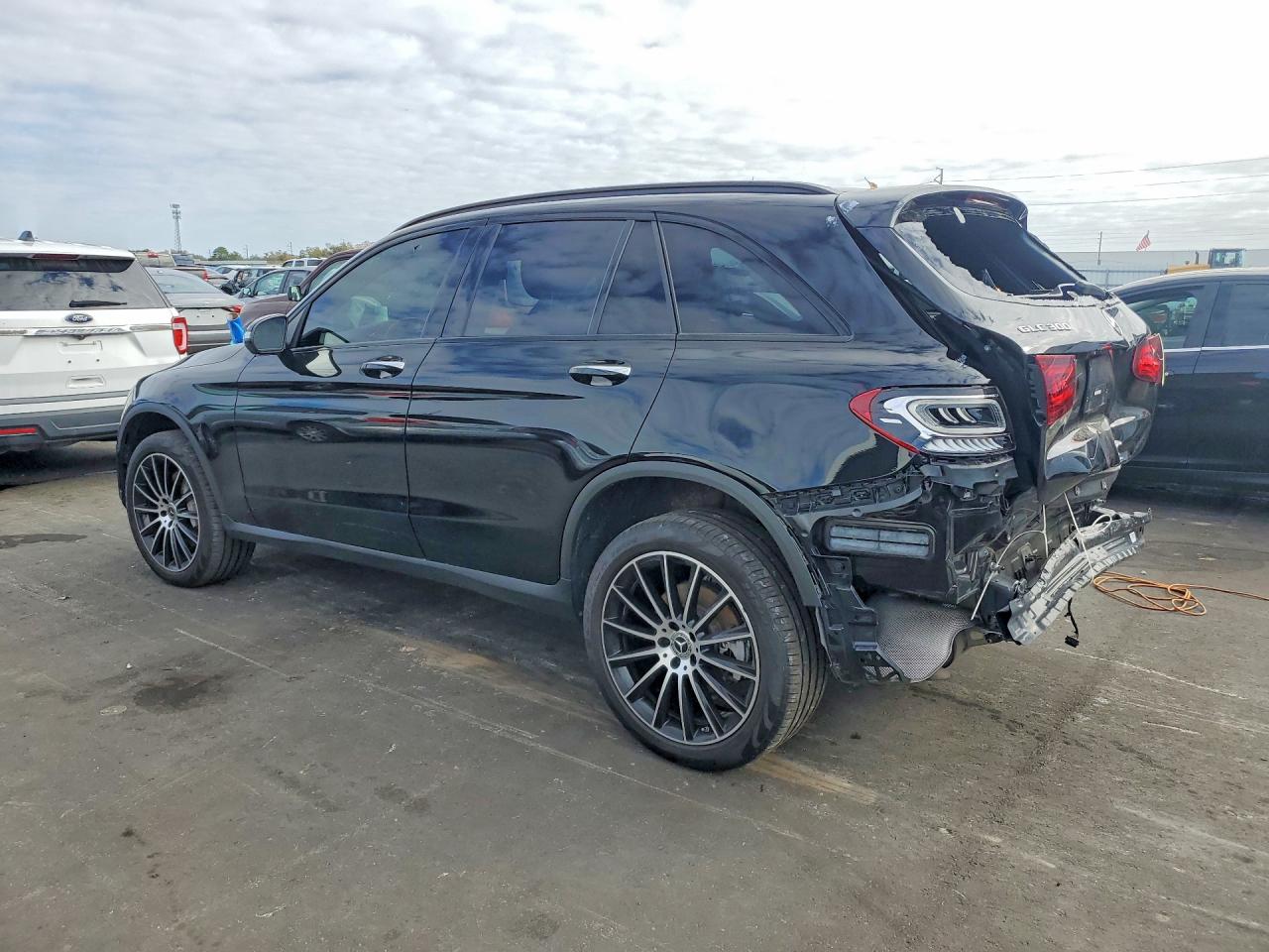 2022 MERCEDES-BENZ GLC 300 photo 4