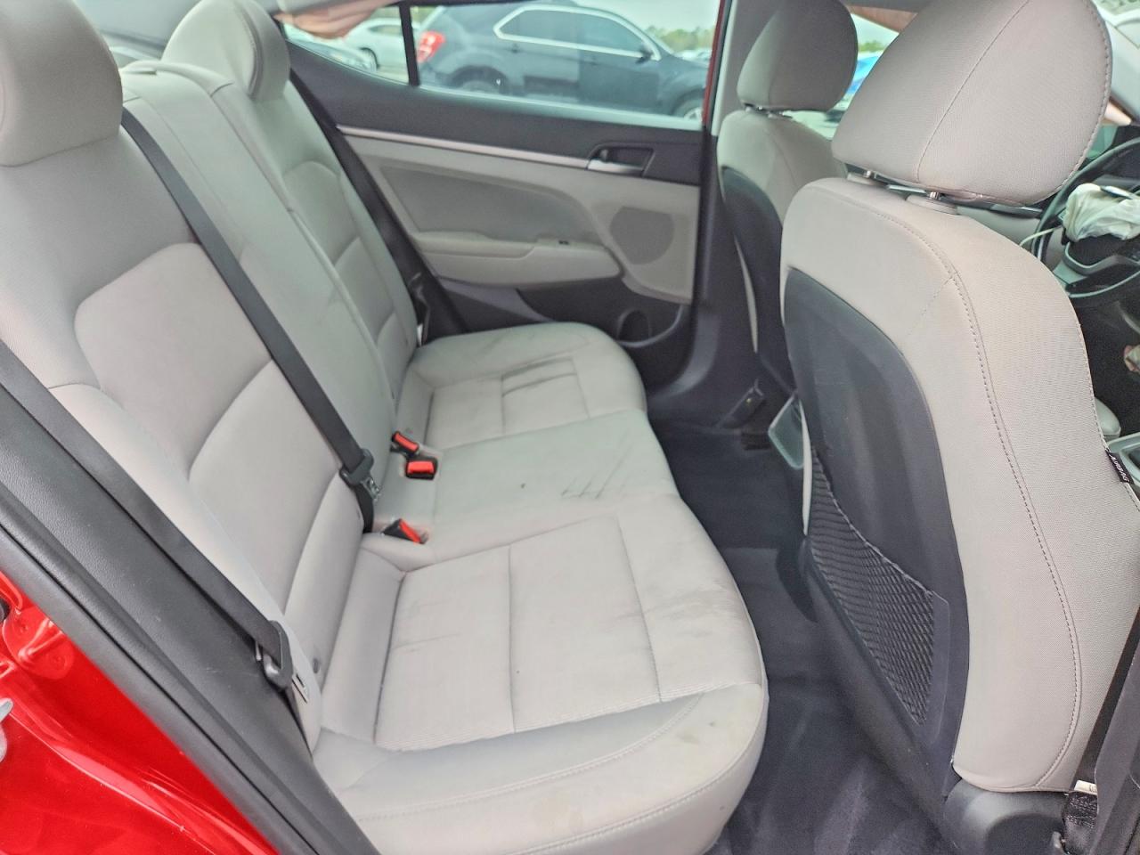 2018 HYUNDAI ELANTRA VALUE EDITION photo 19