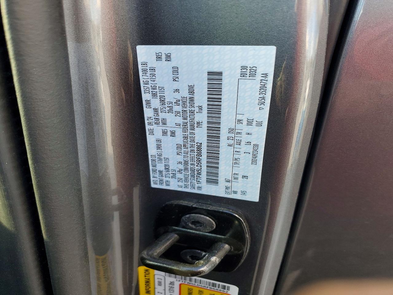 2024 FORD F150 LARIAT photo 25