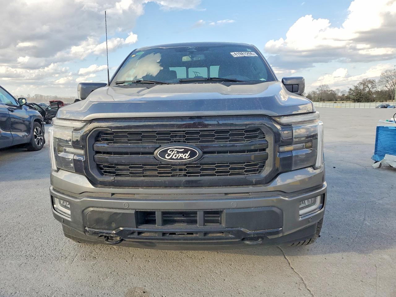 2024 FORD F150 LARIAT photo 9