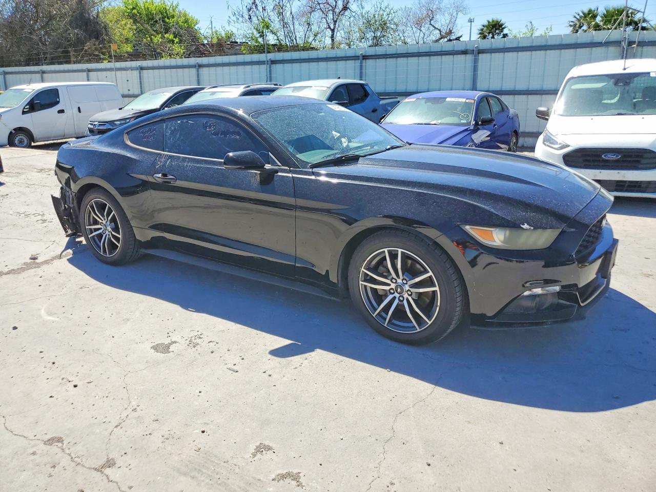 2015 FORD MUSTANG photo 7