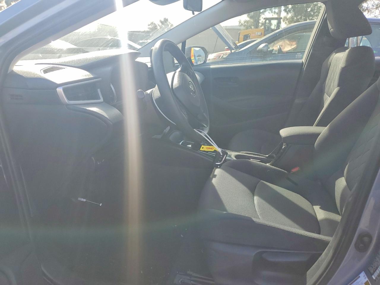 2022 TOYOTA COROLLA LE photo 19