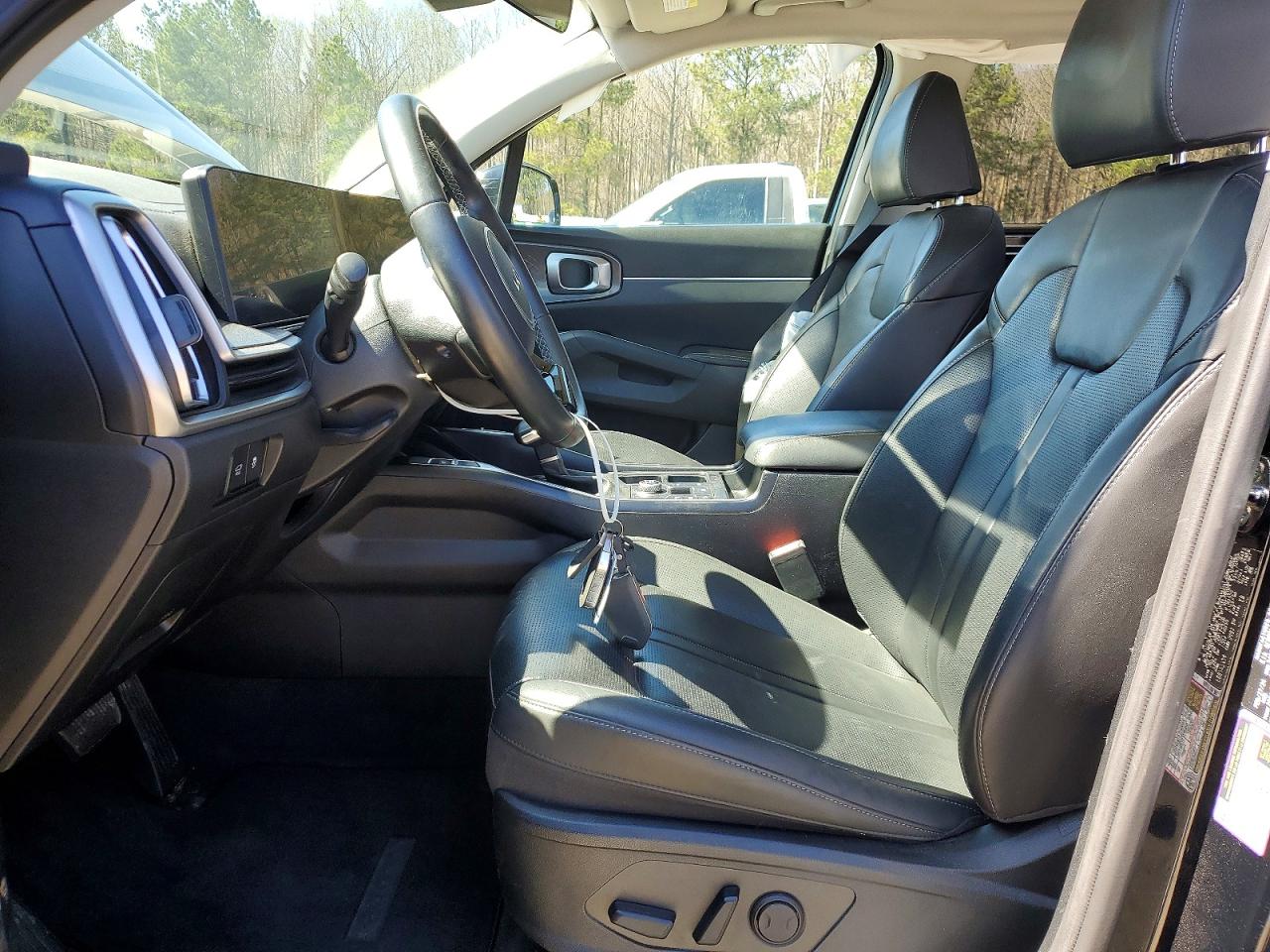 2024 KIA SORENTO EX photo 13