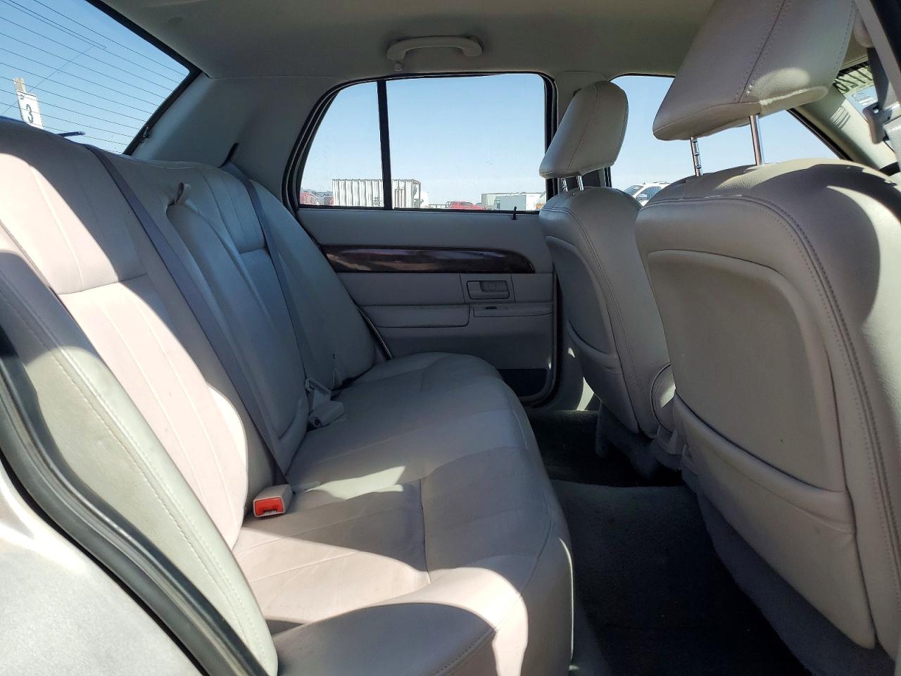 2004 MERCURY GRAND MARQUIS LS photo 19