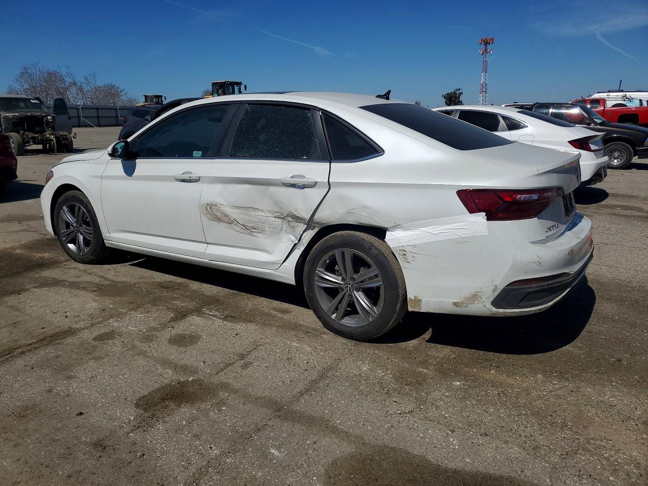 2024 VOLKSWAGEN JETTA SE photo 3