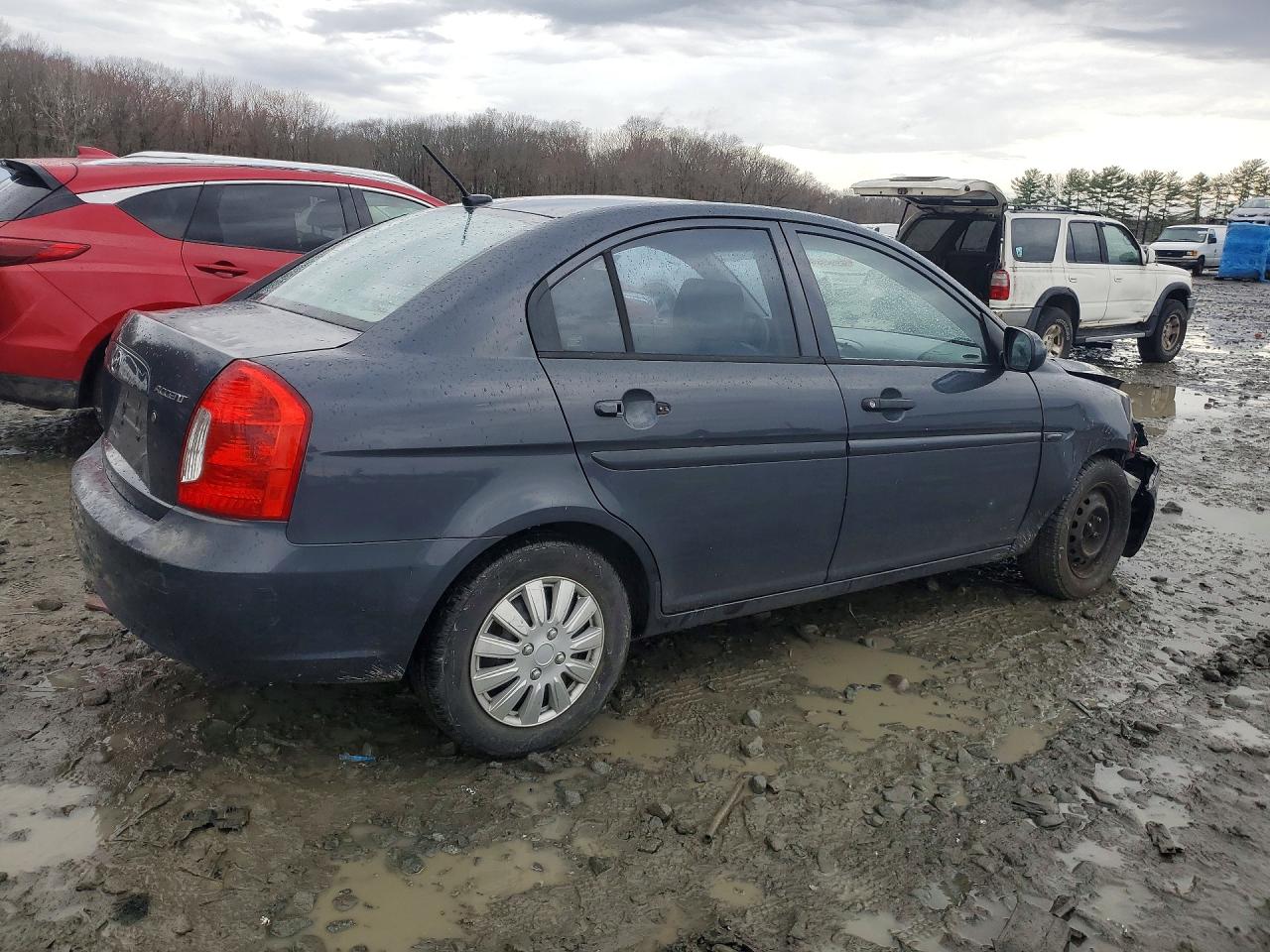 2010 HYUNDAI ACCENT GLS photo 3