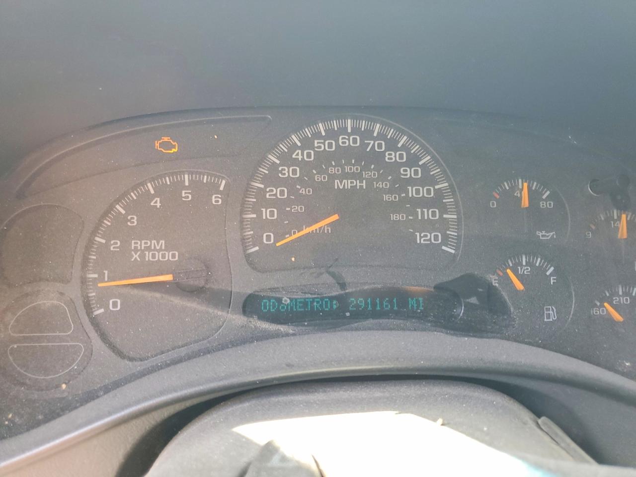 2004 CHEVROLET SILVERADO C1500 photo 9