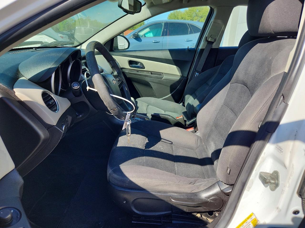 2015 CHEVROLET CRUZE LS photo 7