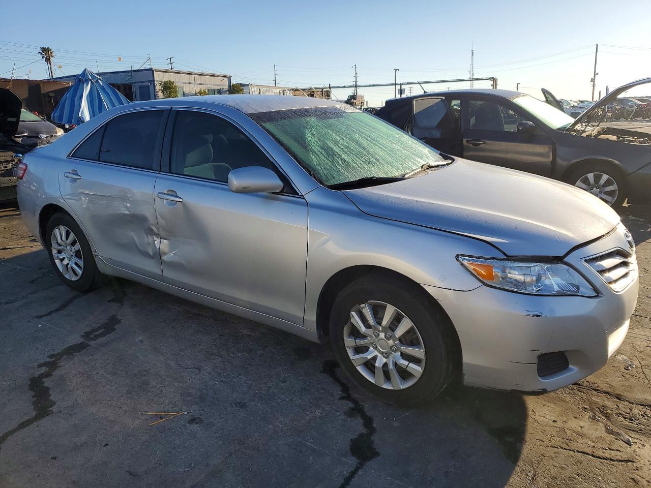 2011 TOYOTA CAMRY LE photo 7