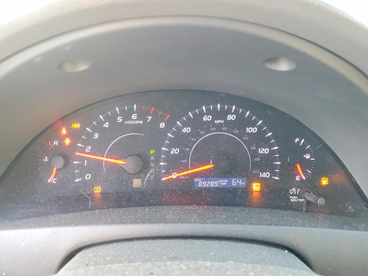 2011 TOYOTA CAMRY LE photo 17