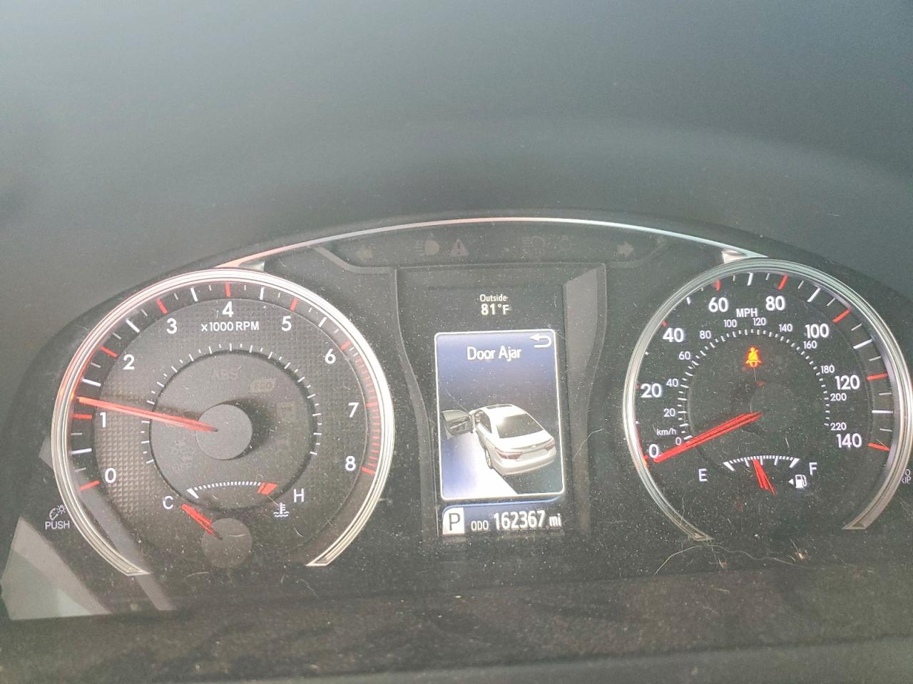 2015 TOYOTA CAMRY SE photo 9