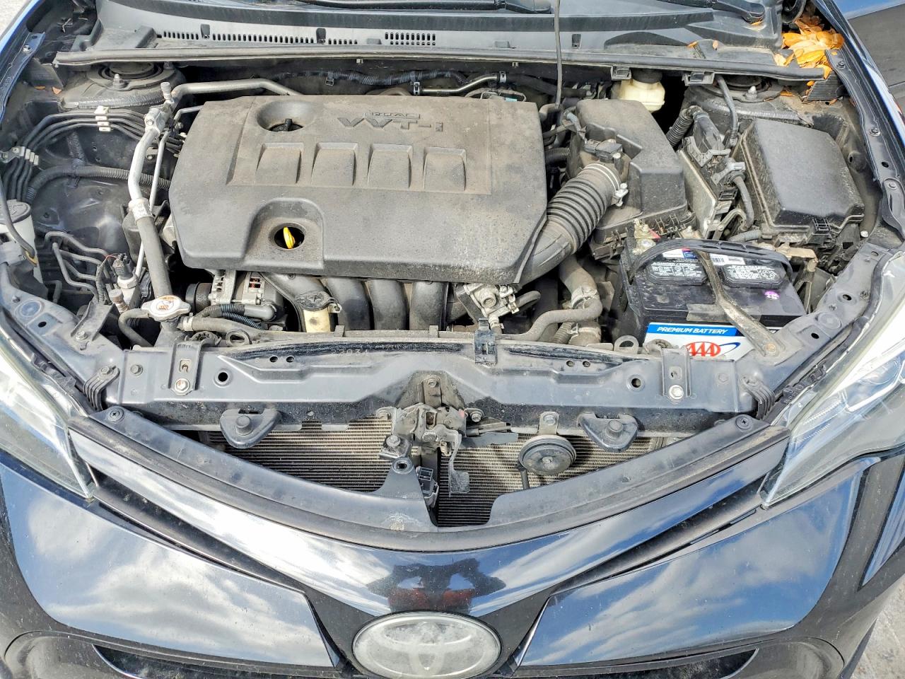 2018 TOYOTA COROLLA SE photo 11