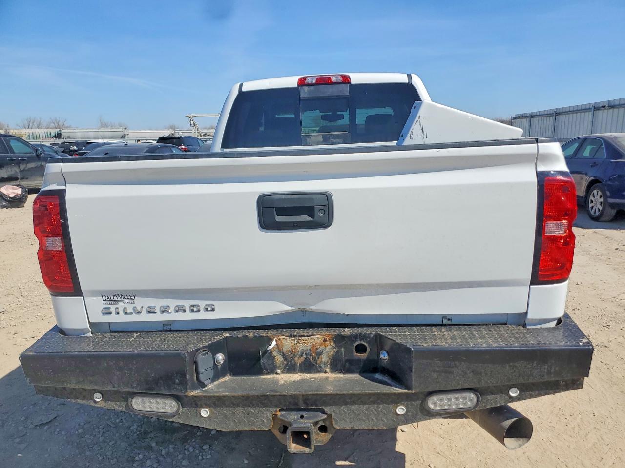 2017 CHEVROLET SILVERADO K2500 HEAVY DUTY LTZ photo 11