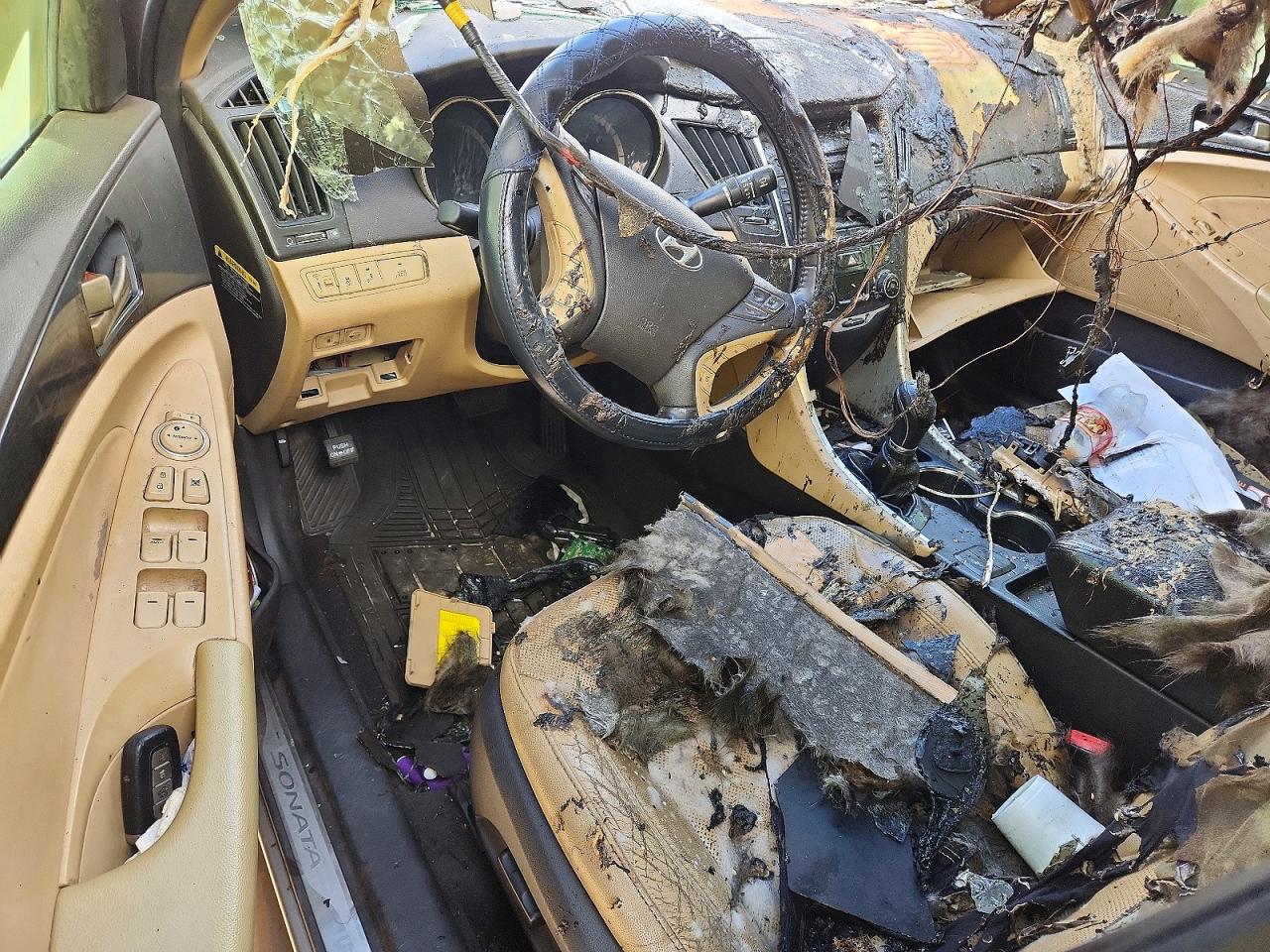2014 HYUNDAI SONATA LIMITED photo 15