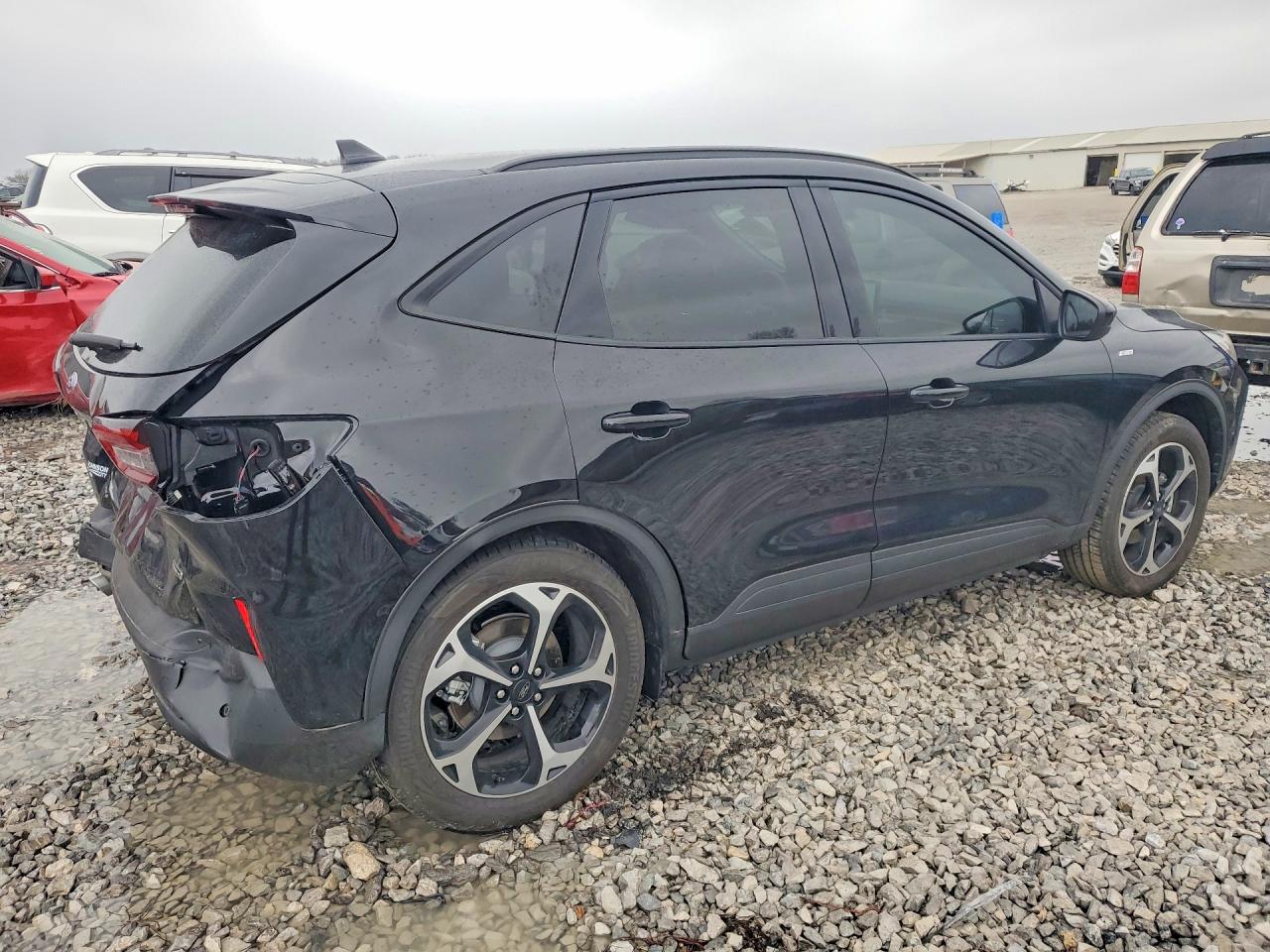 2025 FORD ESCAPE ST LINE SELECT photo 3