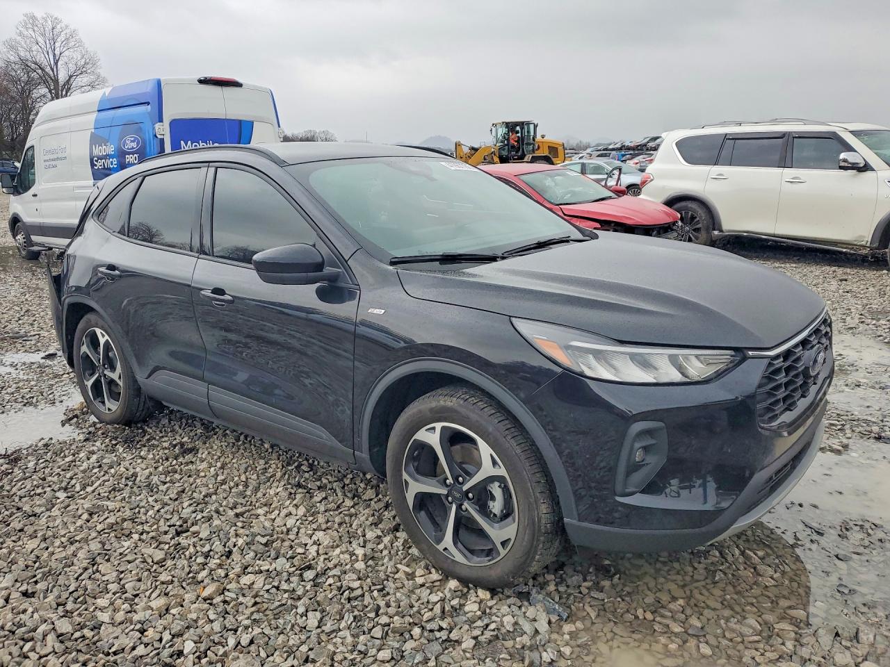 2025 FORD ESCAPE ST LINE SELECT photo 4