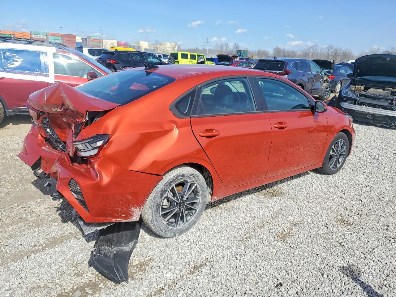 2023 KIA FORTE LXS photo 3