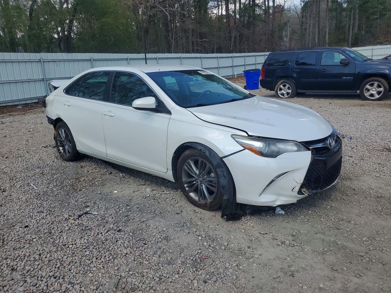 2017 TOYOTA CAMRY SE photo 10