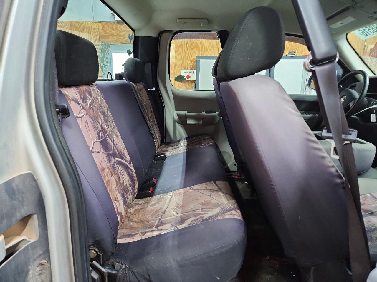 2010 CHEVROLET SILVERADO K1500 photo 19