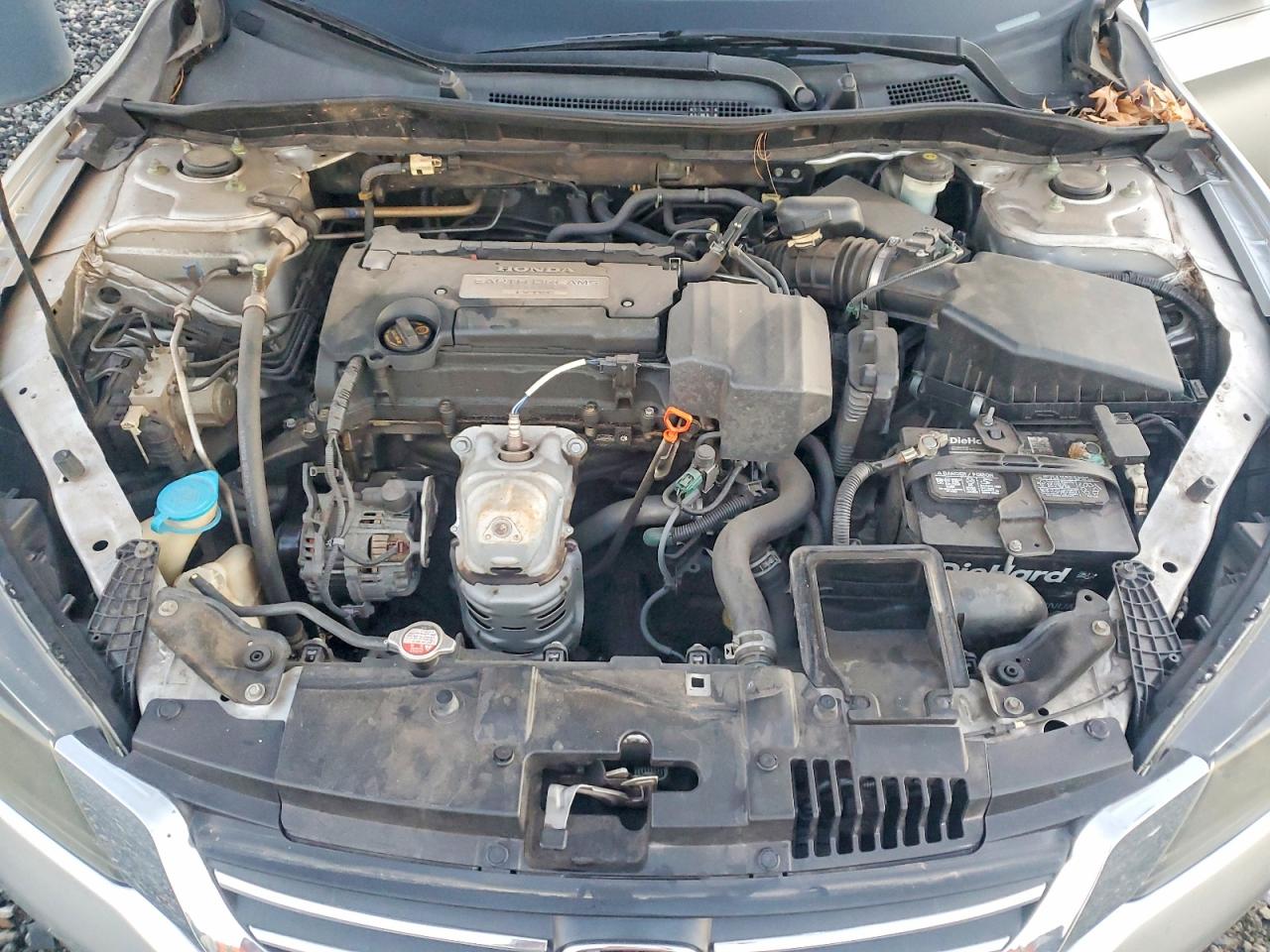 2013 HONDA ACCORD LX photo 21